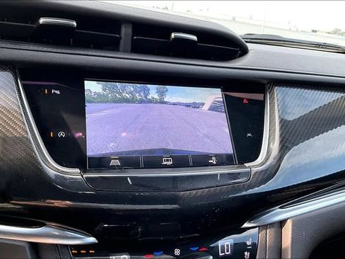 Used 2021 Cadillac XT6 Sport AWD/4WD image 21
