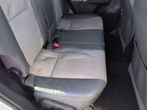 Used 2015 Toyota RAV4 Limited image 19