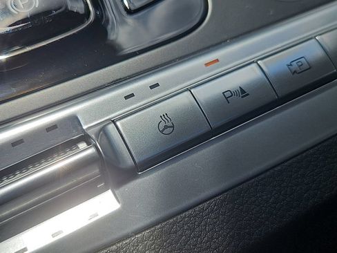 Used 2025 Kia Carnival SX Prestige FWD image 20