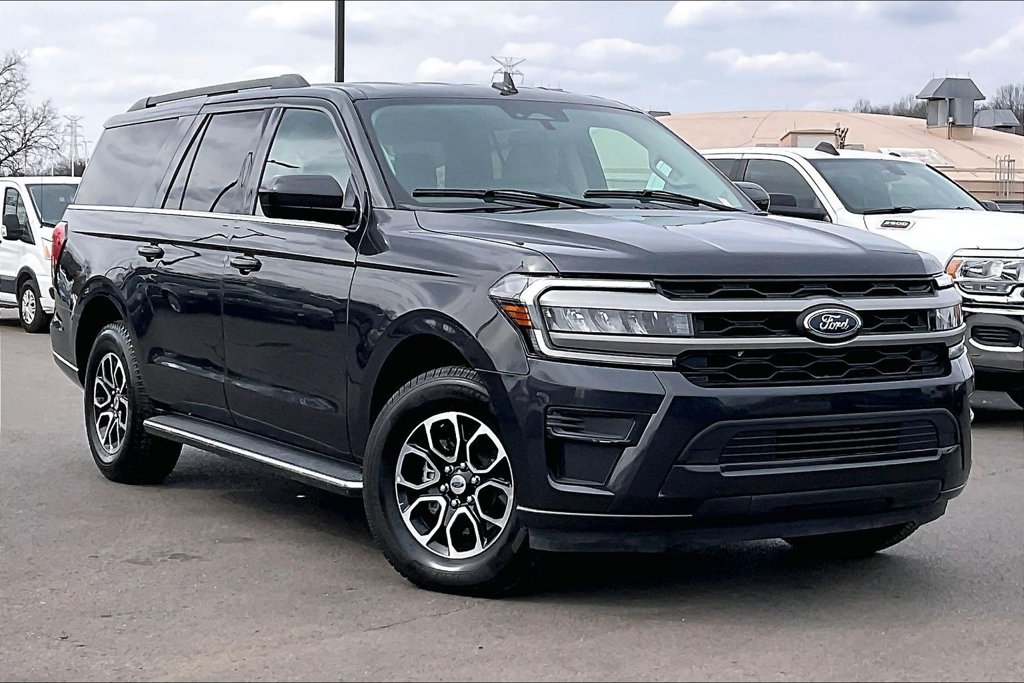 Used 2022 Ford Expedition Max XLT RWD image 37