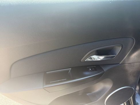 Used 2011 Chevrolet Cruze LTZ FWD image 32
