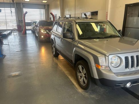 Used 2017 Jeep Patriot High Altitude AWD/4WD image 1
