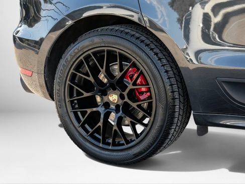 Used 2018 Porsche Macan GTS AWD/4WD image 58