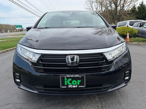Used 2024 Honda Odyssey Touring image 3