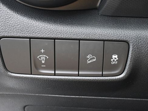 Certified 2023 Hyundai Kona SEL image 12