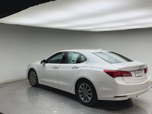 Used 2020 Acura TLX FWD image 4