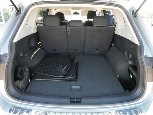 Used 2024 Volkswagen Tiguan S AWD/4WD image 18