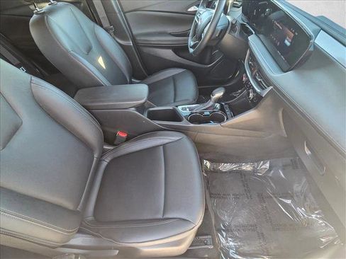 Used 2024 Buick Encore GX Sport Touring image 19