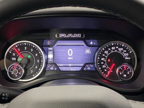 New 2026 RAM 1500 4x4 Crew Cab image 18