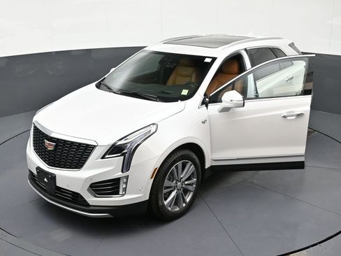 Used 2026 Cadillac XT5 Premium Luxury w/ Driver Assist Package image 26