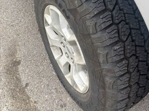 Used 2023 Ford F150 XLT image 8