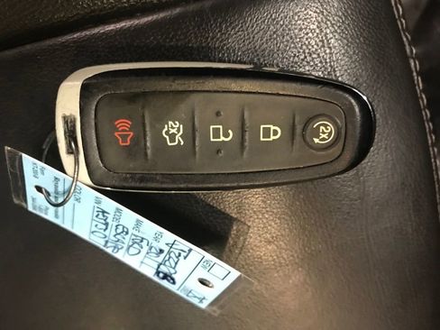 Used 2017 Ford Escape Titanium w/ Equipment Group 301A image 47