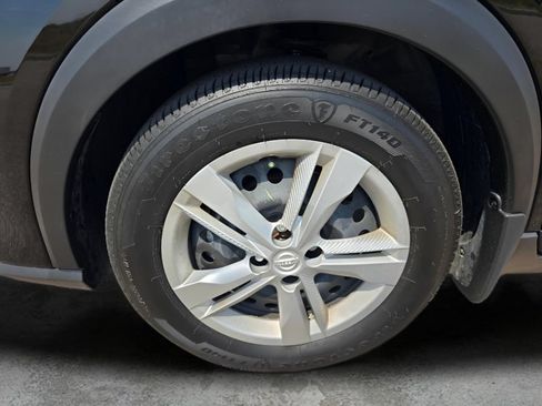 Used 2025 Nissan Kicks Play S w/ Interior Electronics Package FWD image 30