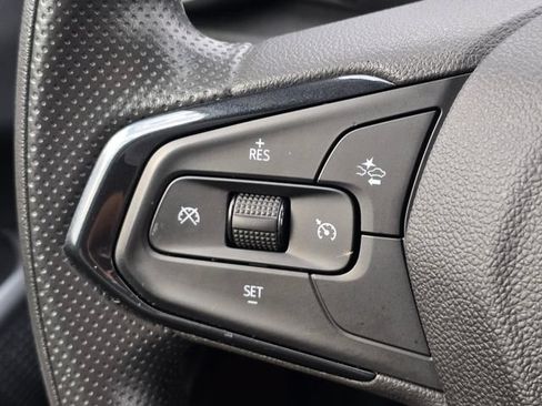 Used 2024 Chevrolet Trax LS w/ Driver Confidence Package FWD image 32