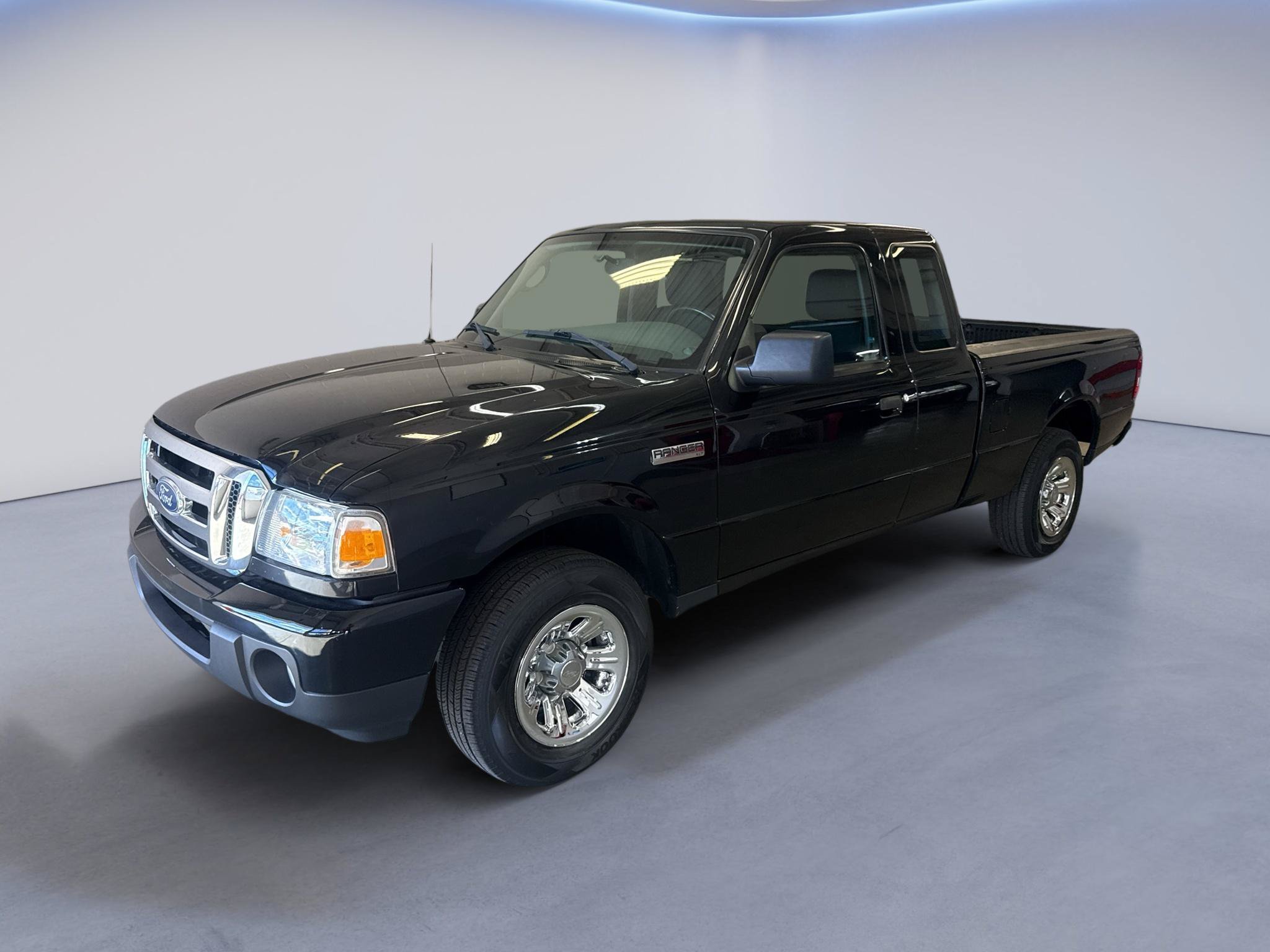 Used 2011 Ford Ranger XLT RWD image 3