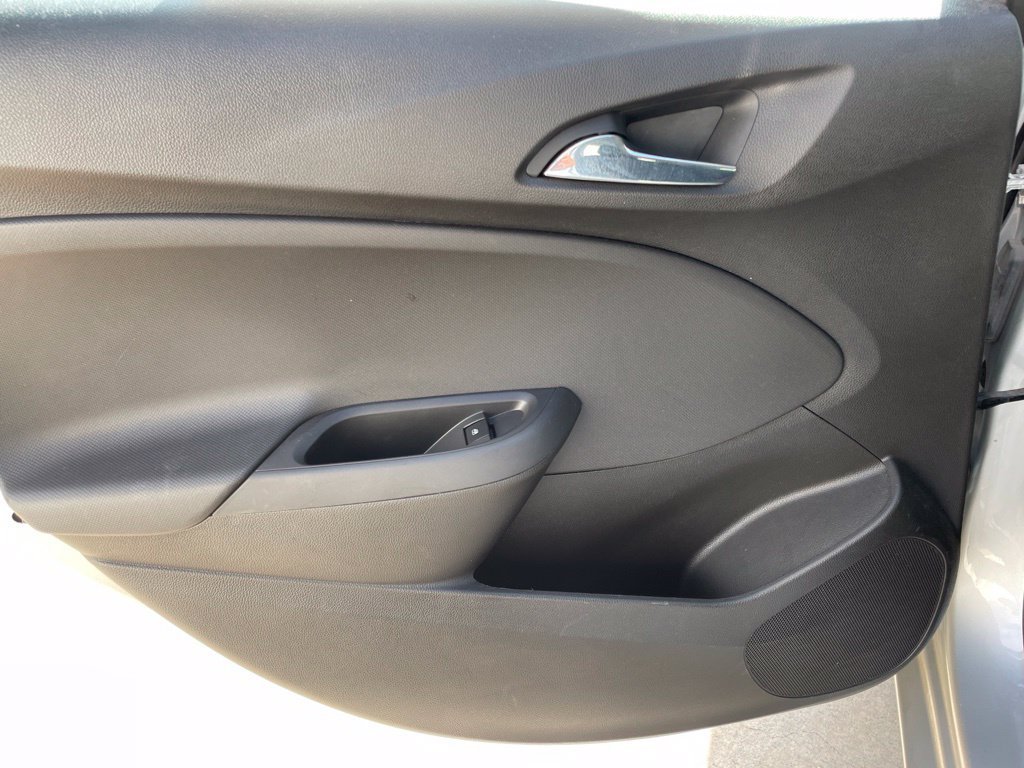 Used 2019 Chevrolet Cruze LS FWD image 21