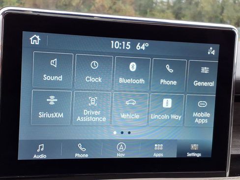 Used 2020 Lincoln Corsair Reserve image 13