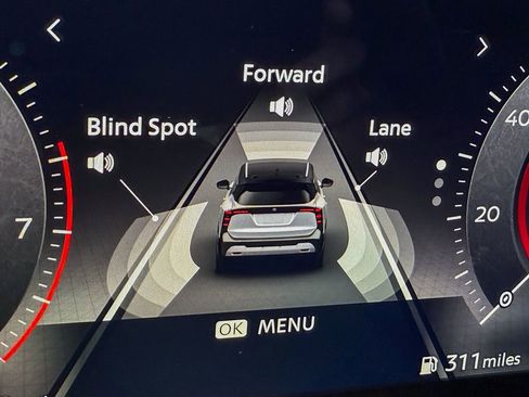 New 2026 Nissan Kicks SR w/ Cold Weather Package image 17