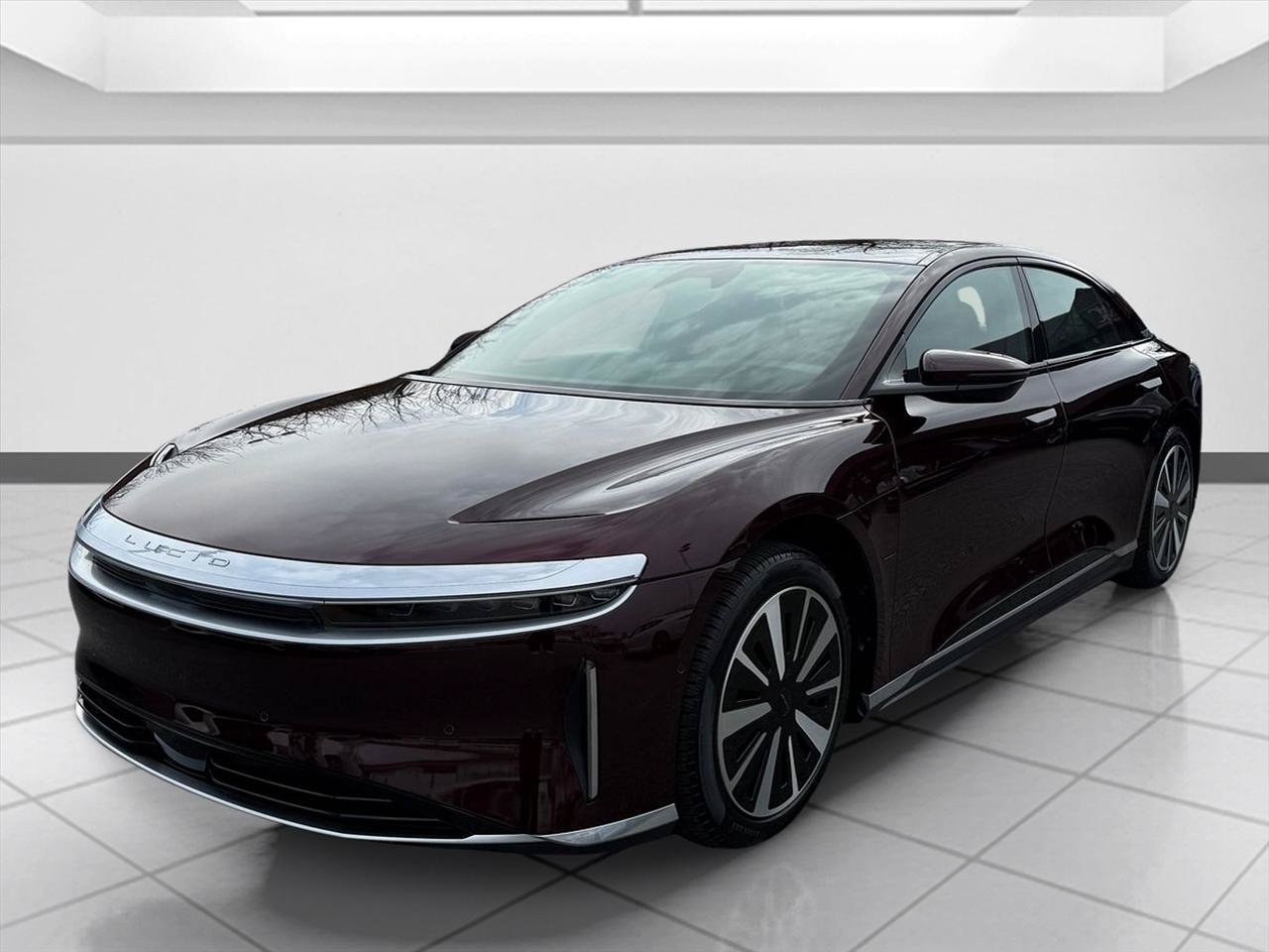 Used 2024 Lucid Air Touring AWD/4WD image 2