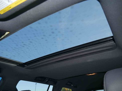 Used 2023 Lexus GX 460 Premium image 42