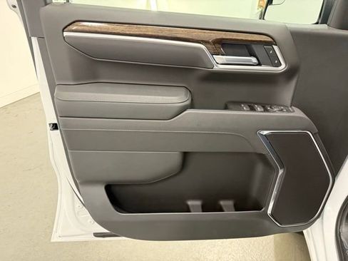 New 2026 GMC Sierra 1500 Elevation image 13