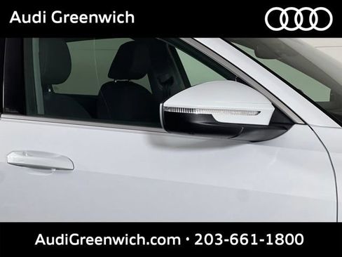 Certified 2025 Audi Q5 Premium w/ Convenience Package AWD/4WD image 10