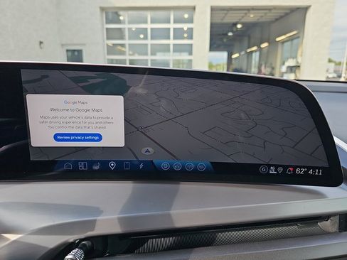 New 2026 Cadillac Vistiq Sport w/ LPO, Floor Liner Package image 23