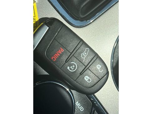 Used 2021 Jeep Grand Cherokee Limited AWD/4WD image 37