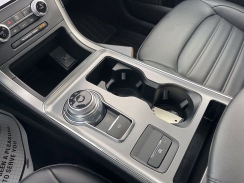 Used 2022 Ford Edge SEL w/ Convenience Package image 20