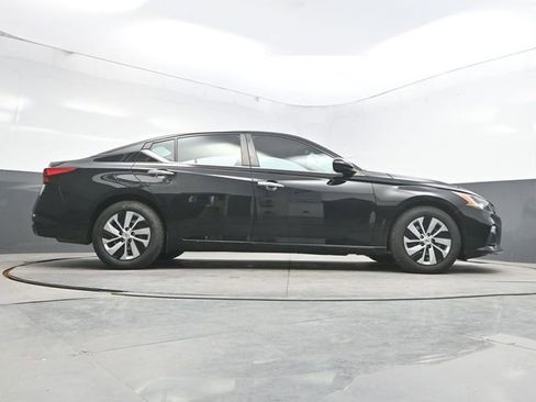 Used 2020 Nissan Altima 2.5 S FWD image 36