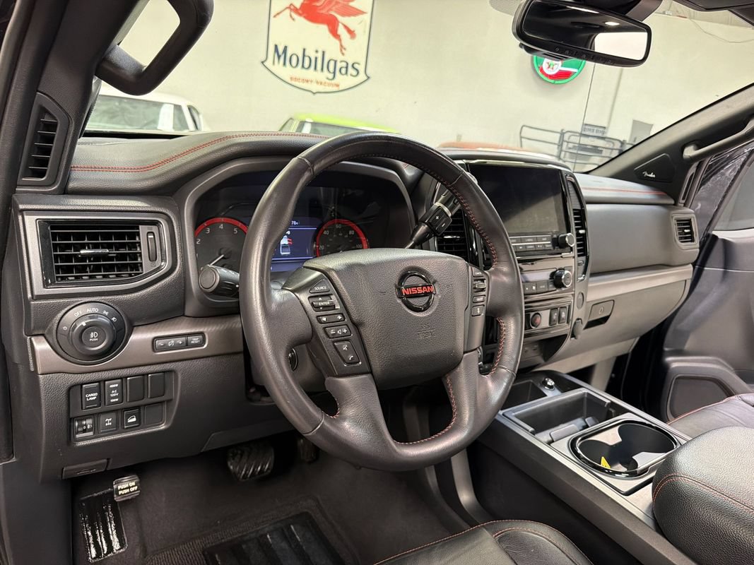 Used 2021 Nissan Titan PRO-4X w/ Pro-4x Convenience Package AWD/4WD image 28