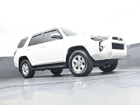 Used 2016 Toyota 4Runner SR5 Premium AWD/4WD image 30