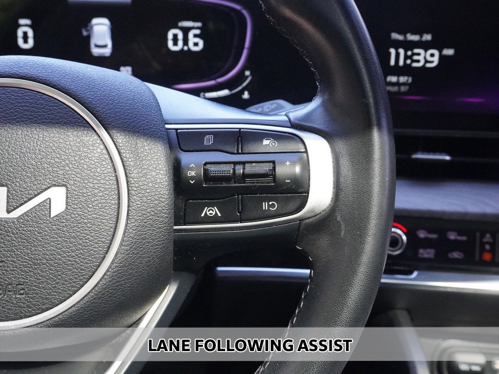 Used 2023 Kia Sportage X-Line w/ X-Line Premium Package AWD/4WD image 5