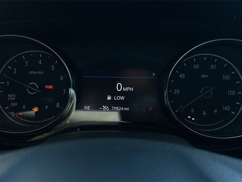 Used 2020 Buick Encore GX Preferred w/ Cold Weather Comfort Package image 24