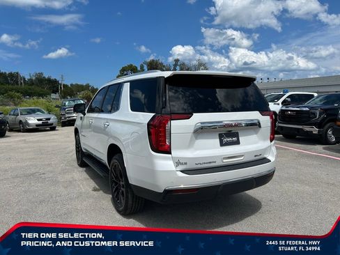 Used 2021 GMC Yukon SLT w/ SLT Premium Package RWD image 7