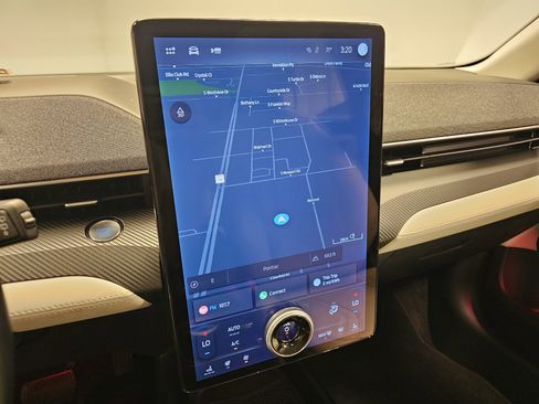 Used 2024 Ford Mustang Mach-E Premium image 26