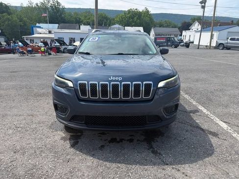 Used 2020 Jeep Cherokee Latitude AWD/4WD image 9