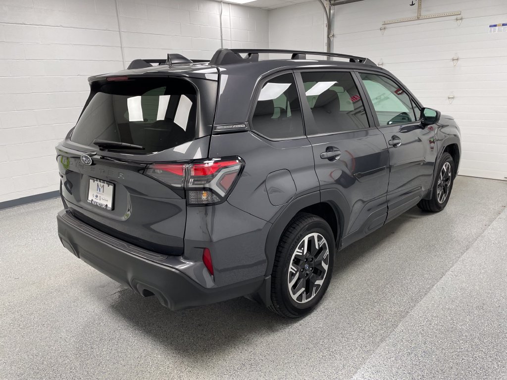 Used 2026 Subaru Forester Premium AWD/4WD image 10