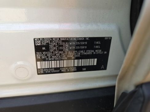 Used 2019 Toyota RAV4 Limited w/ Cold Weather Package AWD/4WD image 31