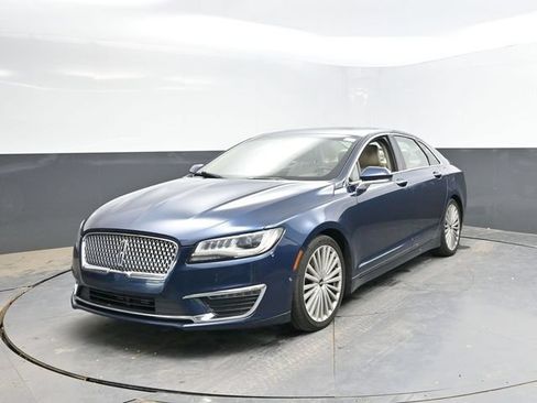 Used 2017 Lincoln MKZ Reserve w/ Climate Package FWD image 8