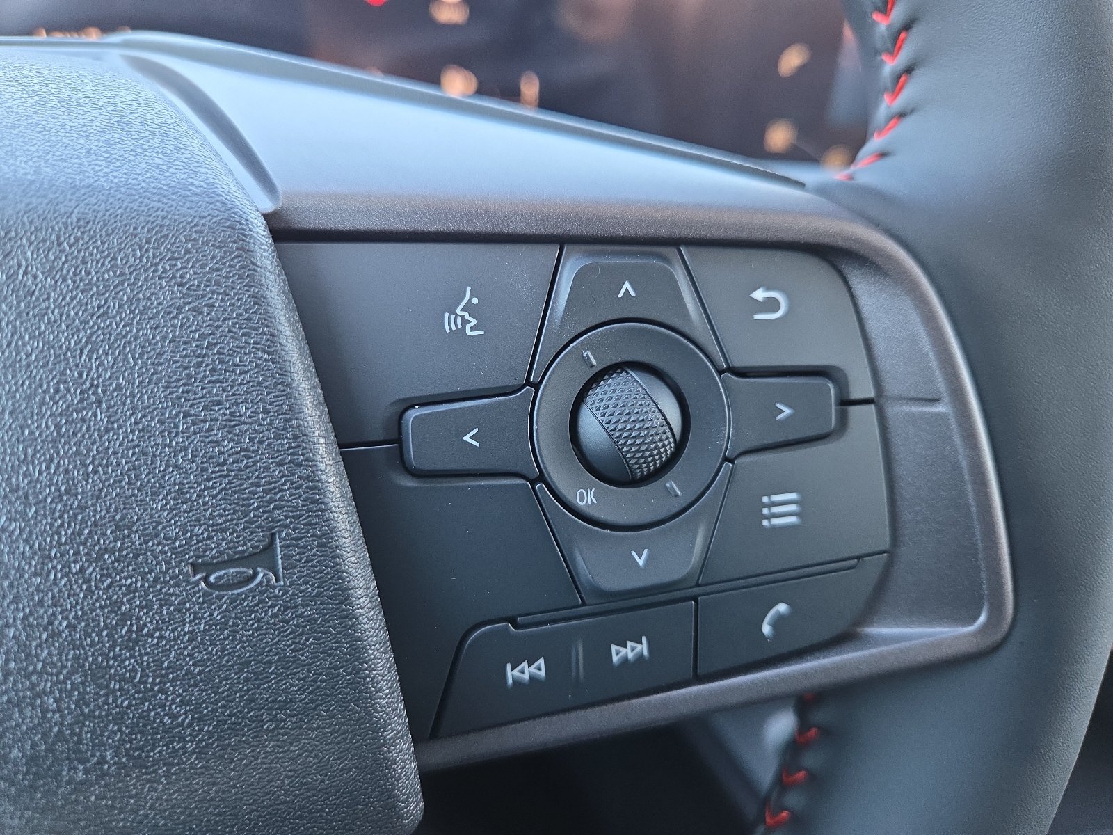 New 2026 Nissan Sentra SR w/ SR Premium Package FWD image 18