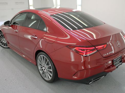 Used 2023 Mercedes-Benz CLA 250 4MATIC image 31