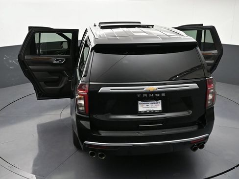 Used 2024 Chevrolet Tahoe High Country AWD/4WD image 36