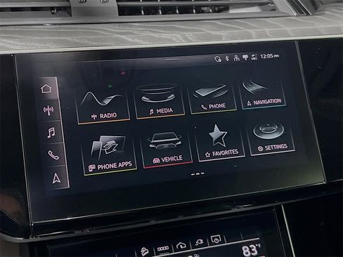 Certified 2022 Audi e-tron Premium w/ Convenience Plus Package image 15