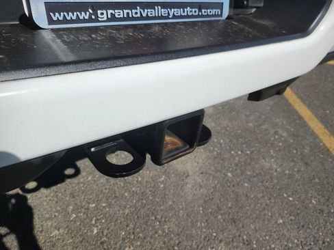 Used 2024 RAM 3500 Laramie w/ Towing Technology Group image 14