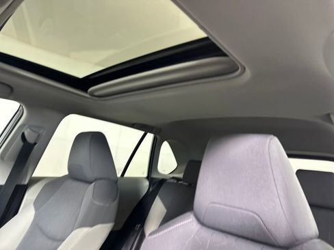 Used 2023 Toyota RAV4 XLE w/ Convenience Package image 12