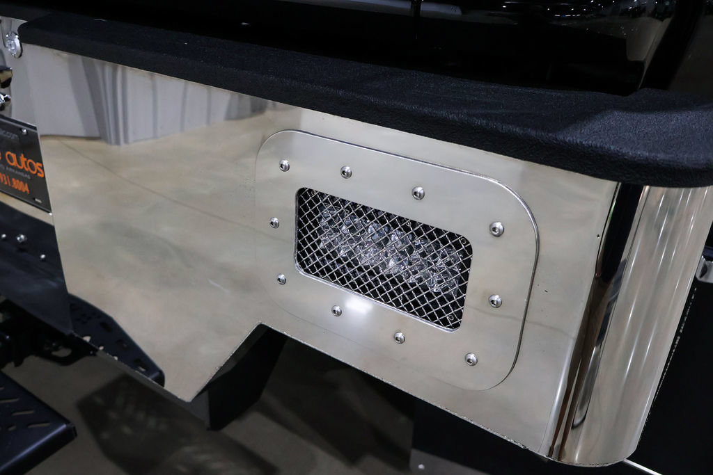 Used 2015 Ford F650 2WD Crew Cab Super Duty image 94