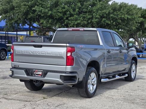 Used 2023 Chevrolet Silverado 1500 Custom AWD/4WD image 7