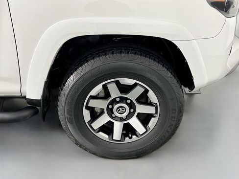 Used 2020 Toyota 4Runner TRD Off-Road Premium image 37