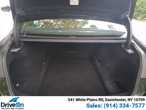Used 2023 BMW 740i w/ Parking Assistance Package RWD image 12